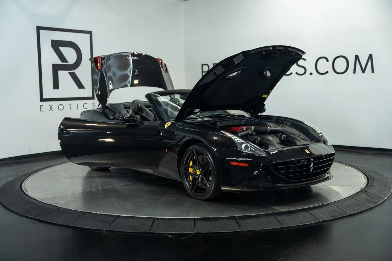2015 Ferrari California T Convertible 2D St. Louis MO
