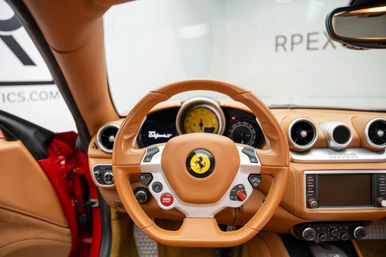 2015 Ferrari California T Convertible 2D St. Louis MO