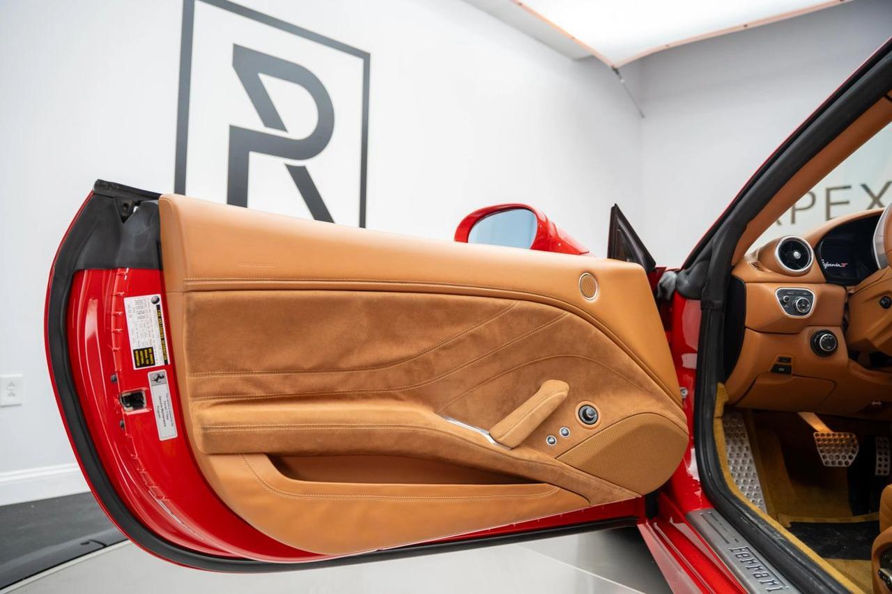 2015 Ferrari California T Convertible 2D St. Louis MO