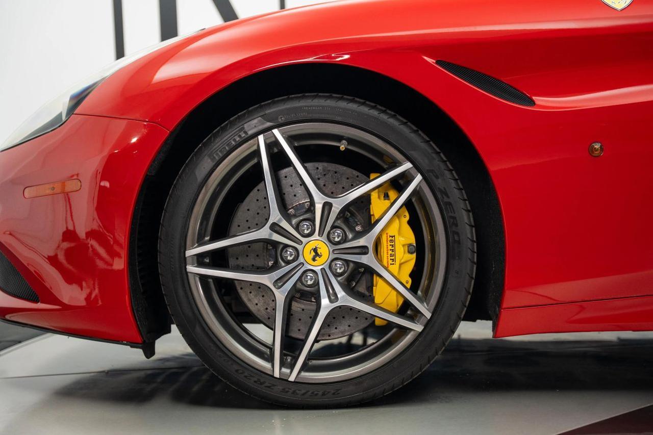 2015 Ferrari California T Convertible 2D St. Louis MO