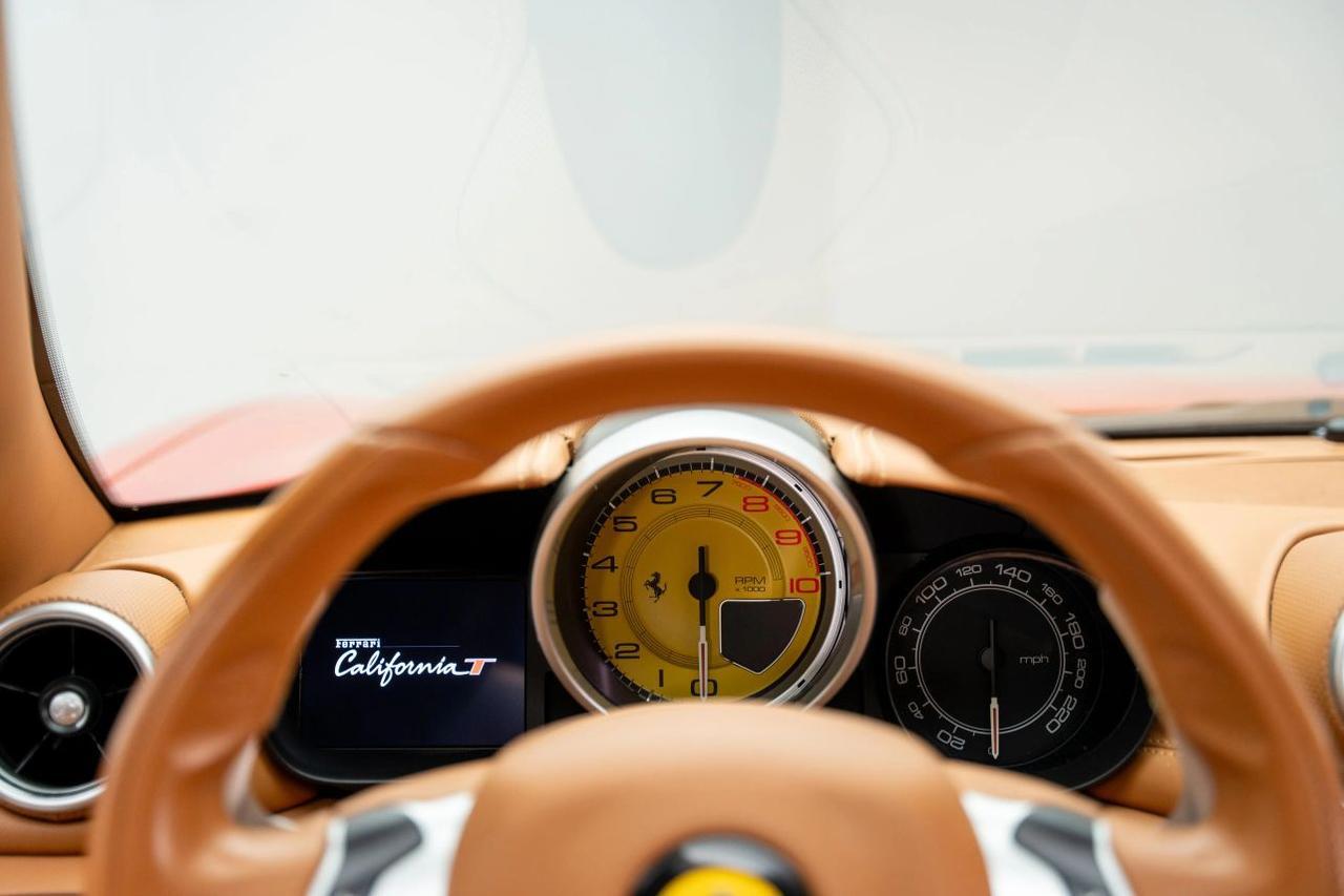 2015 Ferrari California T Convertible 2D St. Louis MO