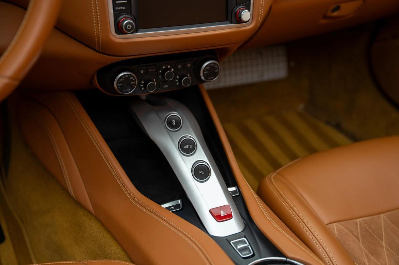 2015 Ferrari California T Convertible 2D St. Louis MO