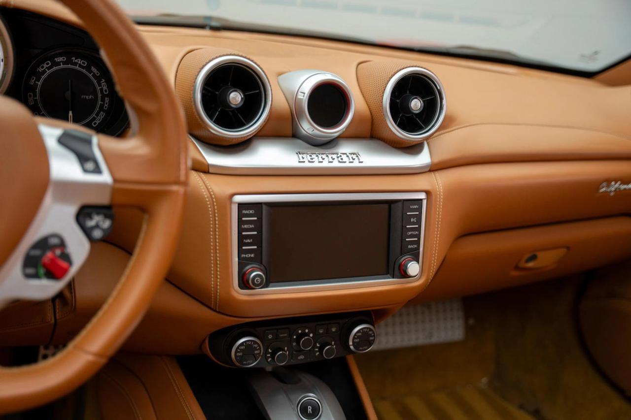 2015 Ferrari California T Convertible 2D St. Louis MO