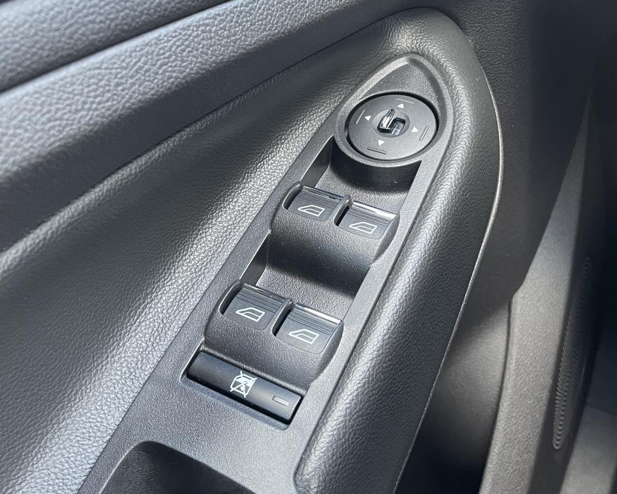 2015 Ford C-MAX Energi SEL Wagon 4D Port Orchard WA