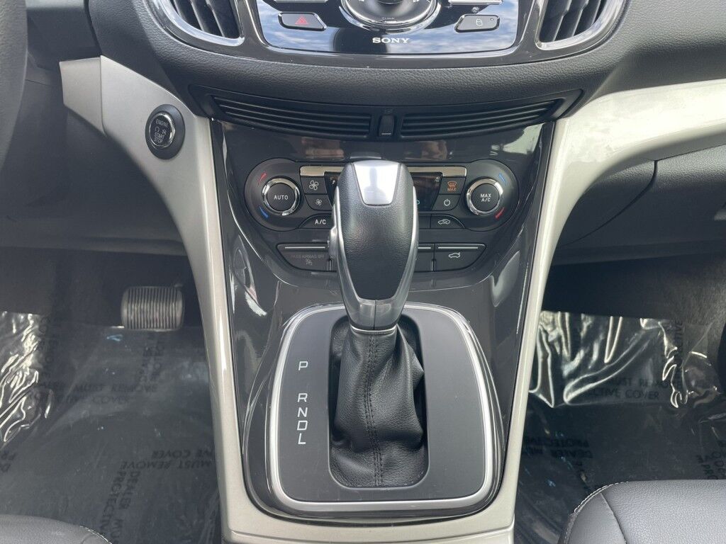 2015 Ford C-Max Energi SEL~EXTREMELY LOW MILES~PLUG IN HYBRID~WELL MAINTAINED~ONLINE FINANCE AND SHIPPING AVAILABLE!!!! Sarasota FL