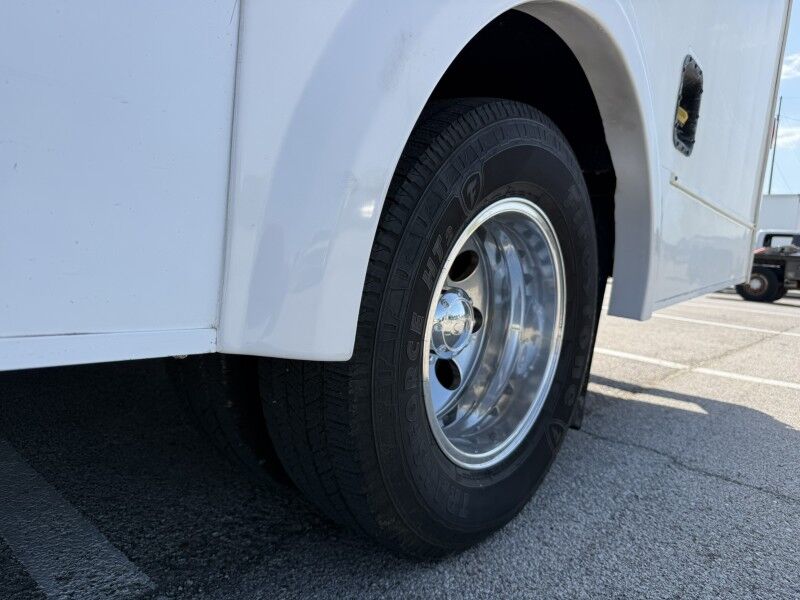 2015 Ford E-350 Passenger Bus w/ Wheelchair Lift Collinsville OK