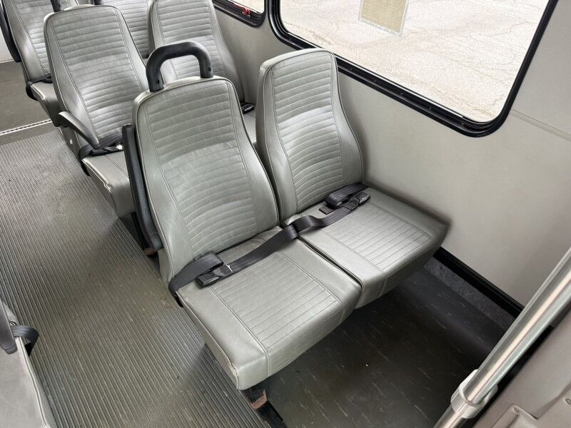 2015 Ford E-350 Passenger Bus w/ Wheelchair Lift 61k mi's Collinsville OK
