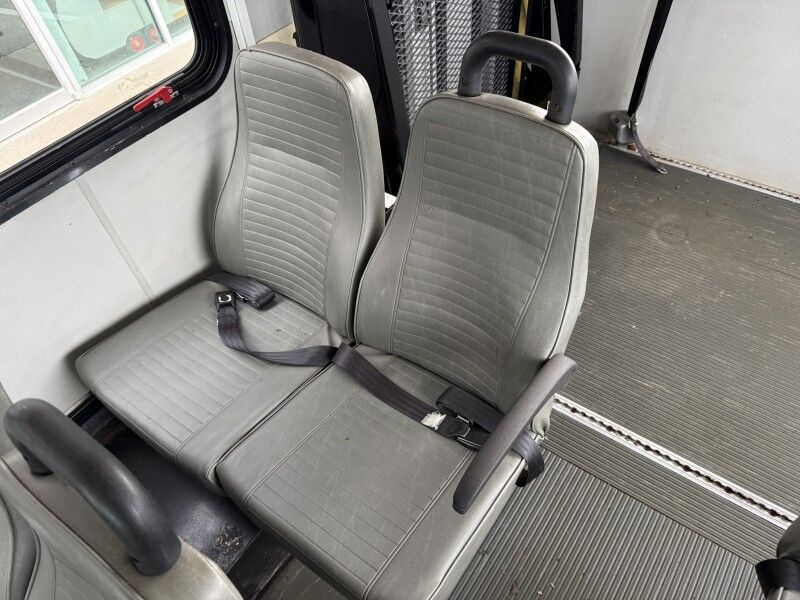 2015 Ford E-350 Passenger Bus w/ Wheelchair Lift 61k mi's Collinsville OK