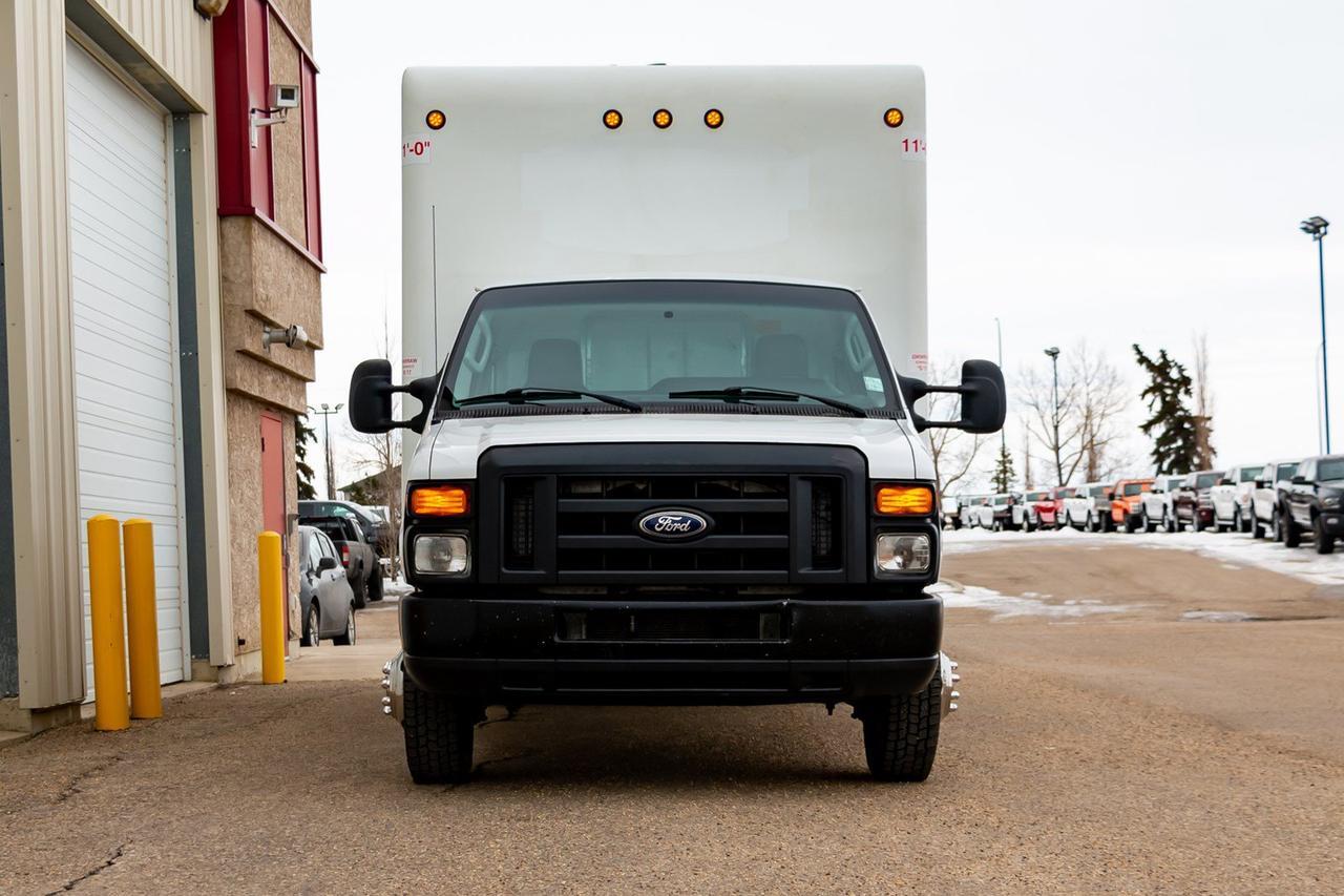 2015 Ford E-450 Econoline Commercial Cube Van Red Deer AB