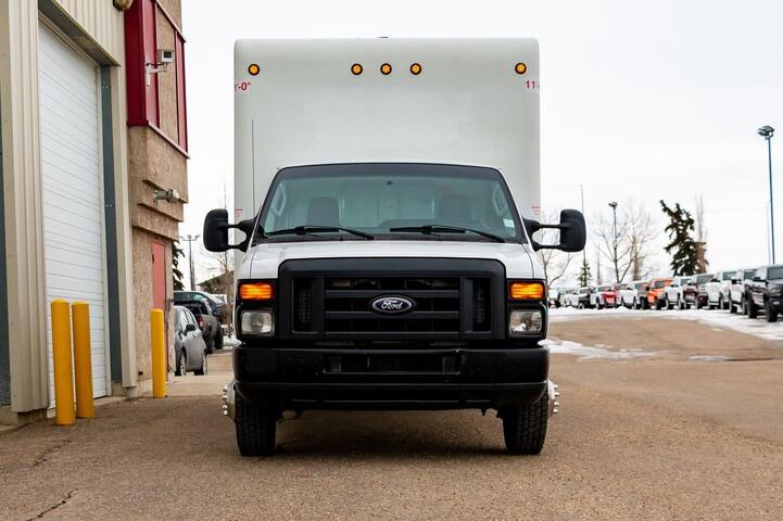 2015 Ford E-450 Econoline Commercial Cube Van Red Deer AB 2015 Ford E-450 Econoline Commercial Cube Van Red Deer AB