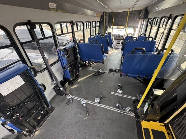 2015 Ford E-450 Wheelchair Lift & Passenger Bus Henrico VA