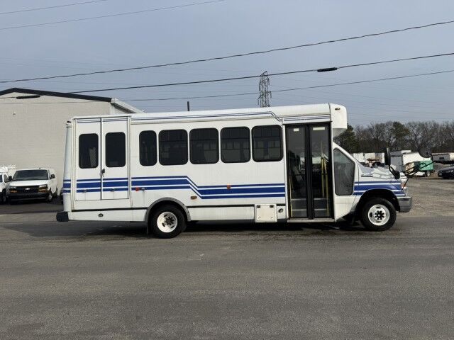 2015 Ford E-450 Wheelchair Lift & Passenger Bus Henrico VA
