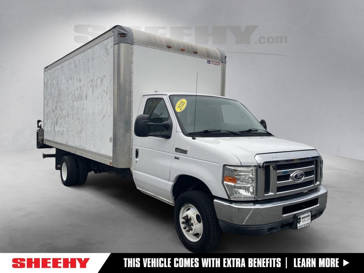 2015 Ford E-450SD Base
