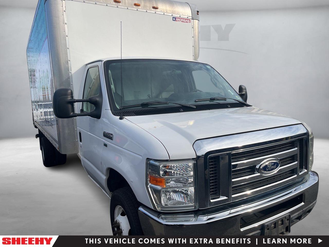 2015 Ford E-450SD Base