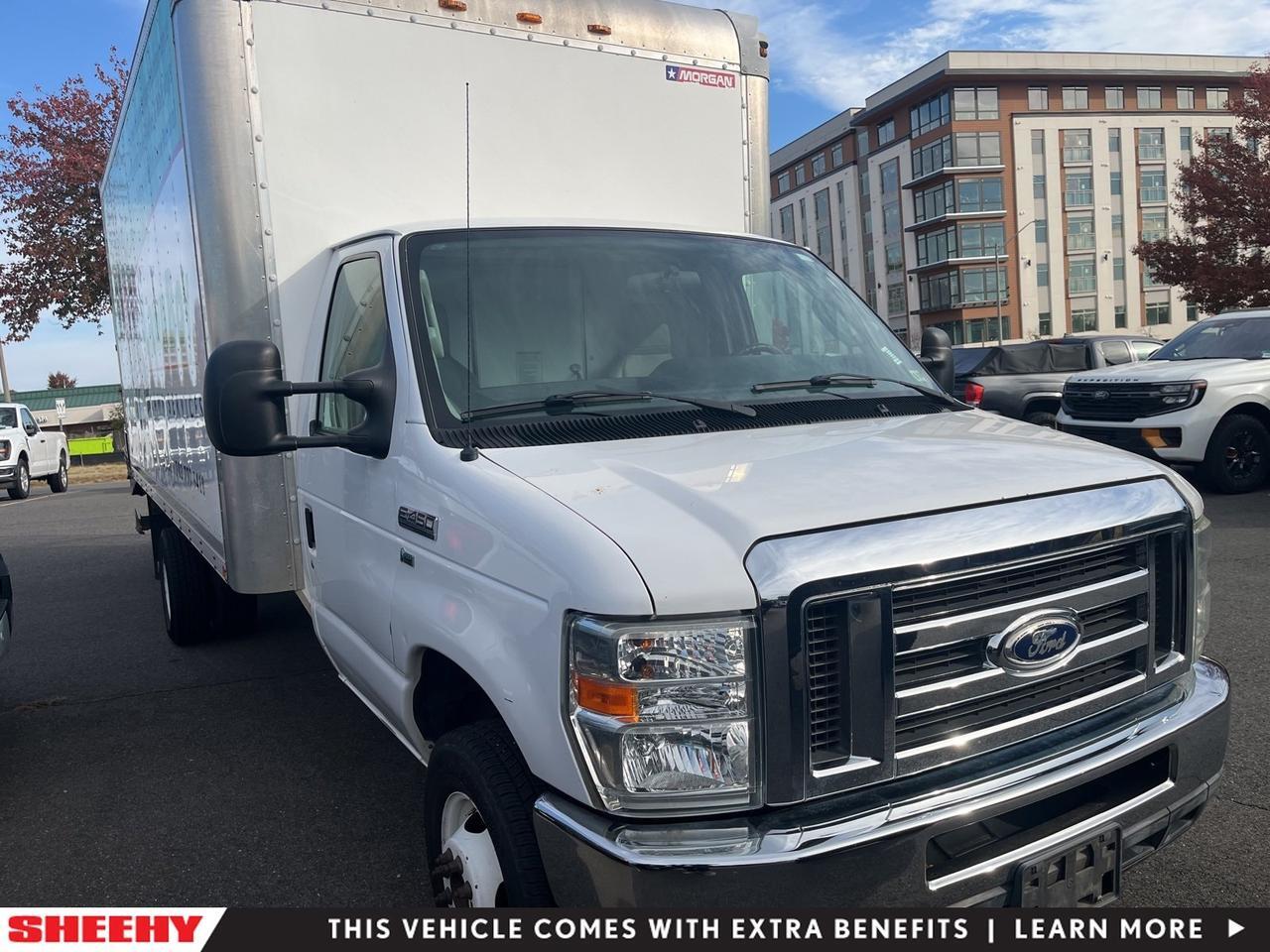2015 Ford E-450SD Base