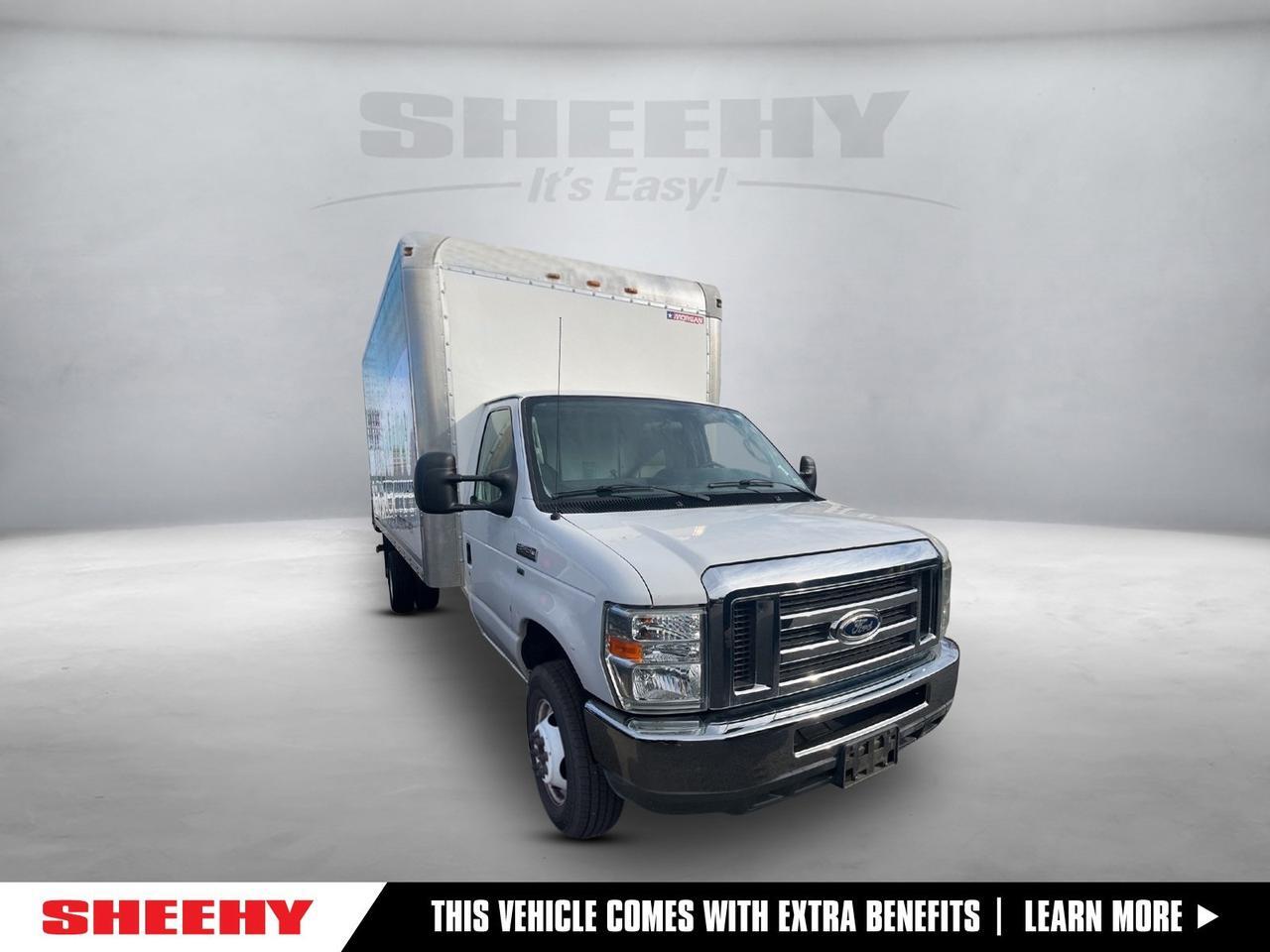 2015 Ford E-450SD Base