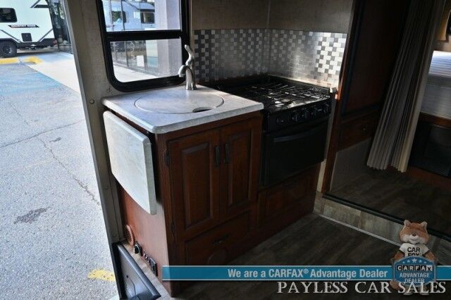 2015 Ford Econoline Commercial Cutaway  Anchorage AK