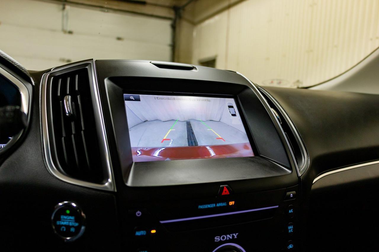 2015 Ford Edge AWD Titanium Leather Nav BCam Red Deer AB