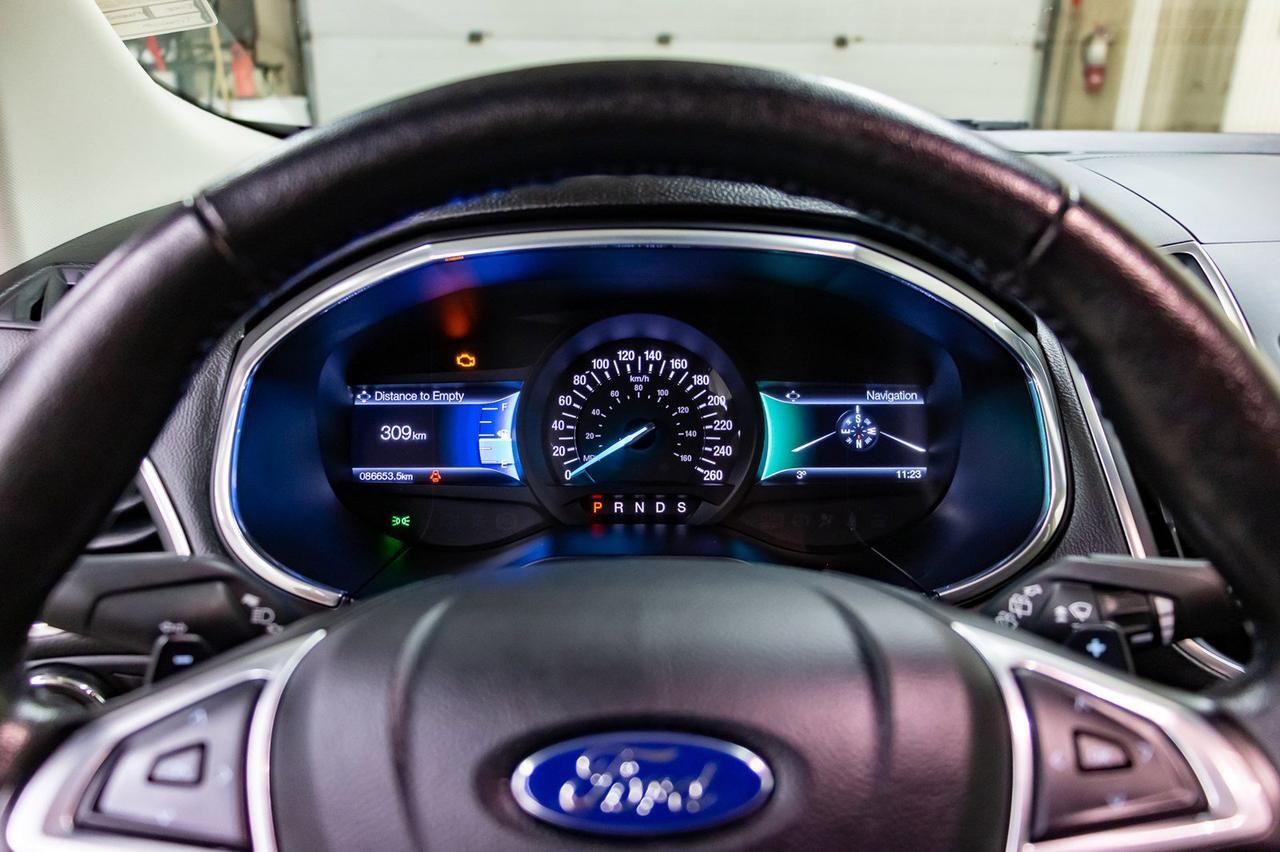 2015 Ford Edge AWD Titanium Leather Nav BCam Red Deer AB