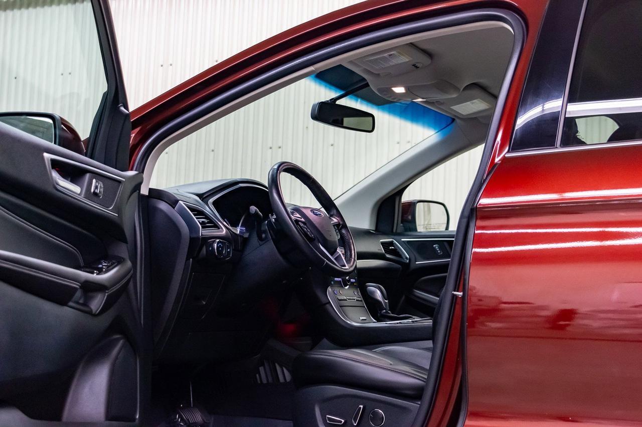 2015 Ford Edge AWD Titanium Leather Nav BCam Red Deer AB