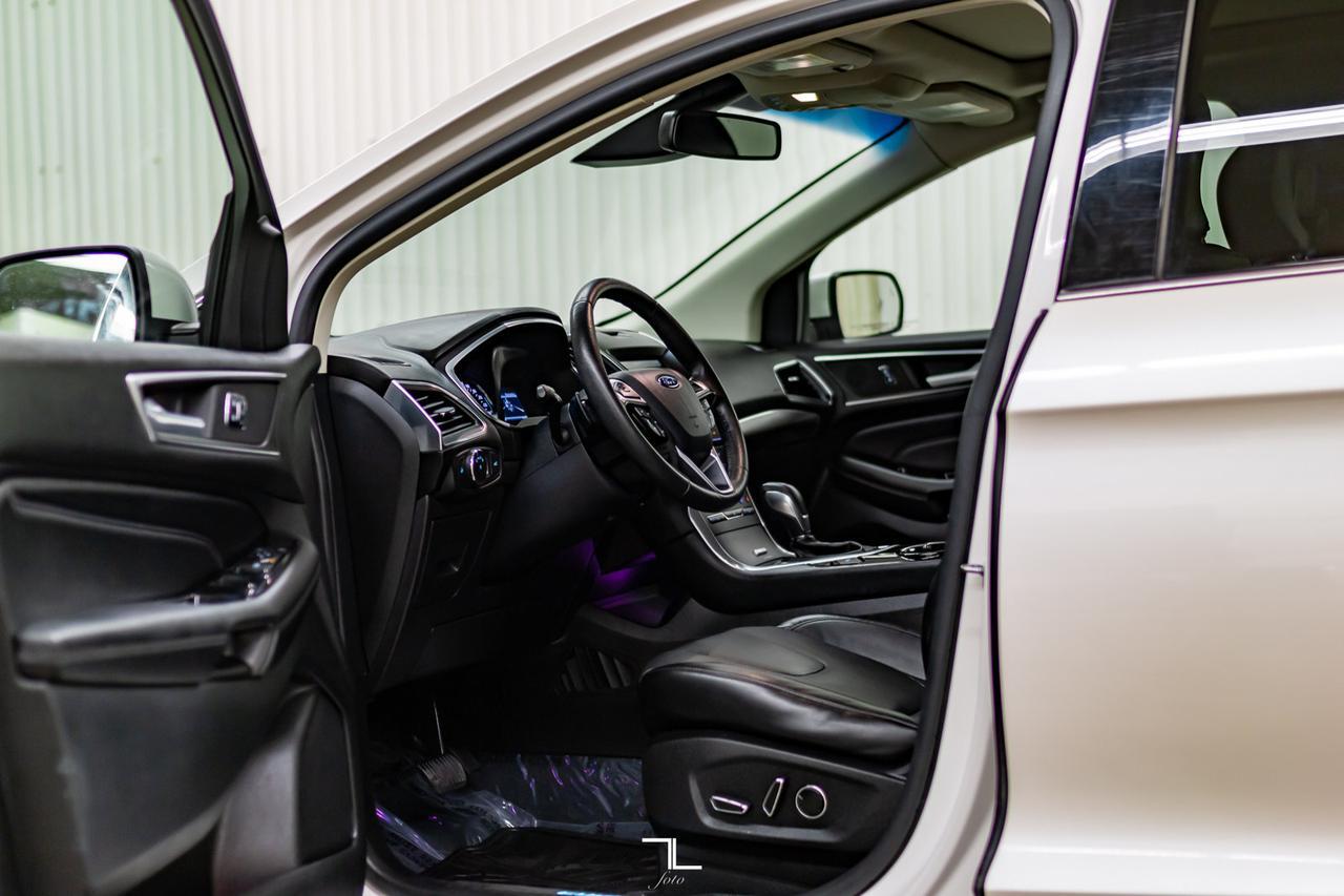 2015 Ford Edge AWD Titanium Leather Roof Nav BCam Red Deer AB