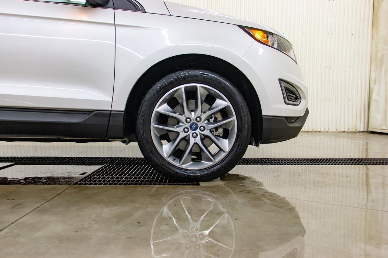 2015 Ford Edge AWD Titanium Leather Roof Nav Red Deer AB