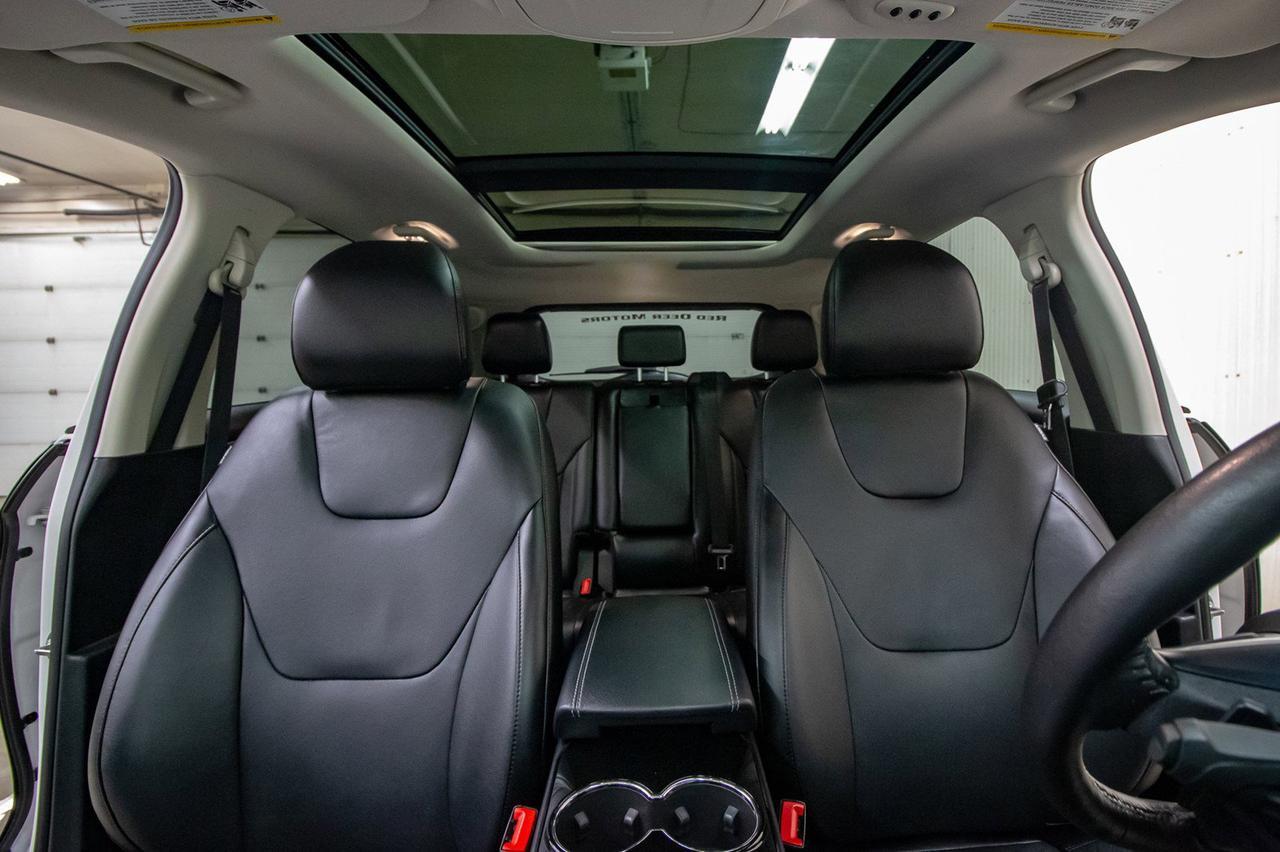 2015 Ford Edge AWD Titanium Leather Roof Nav Red Deer AB