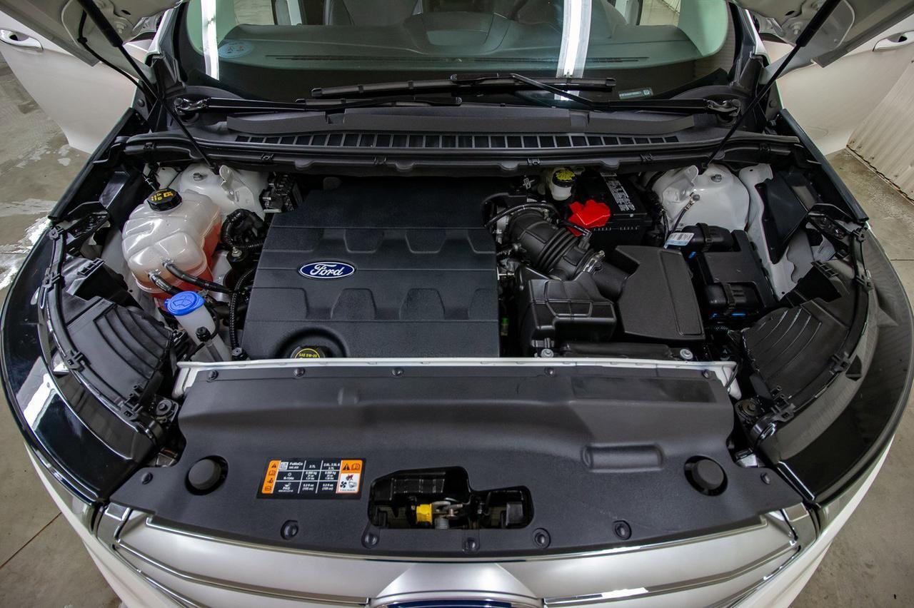 2015 Ford Edge AWD Titanium Leather Roof Nav Red Deer AB