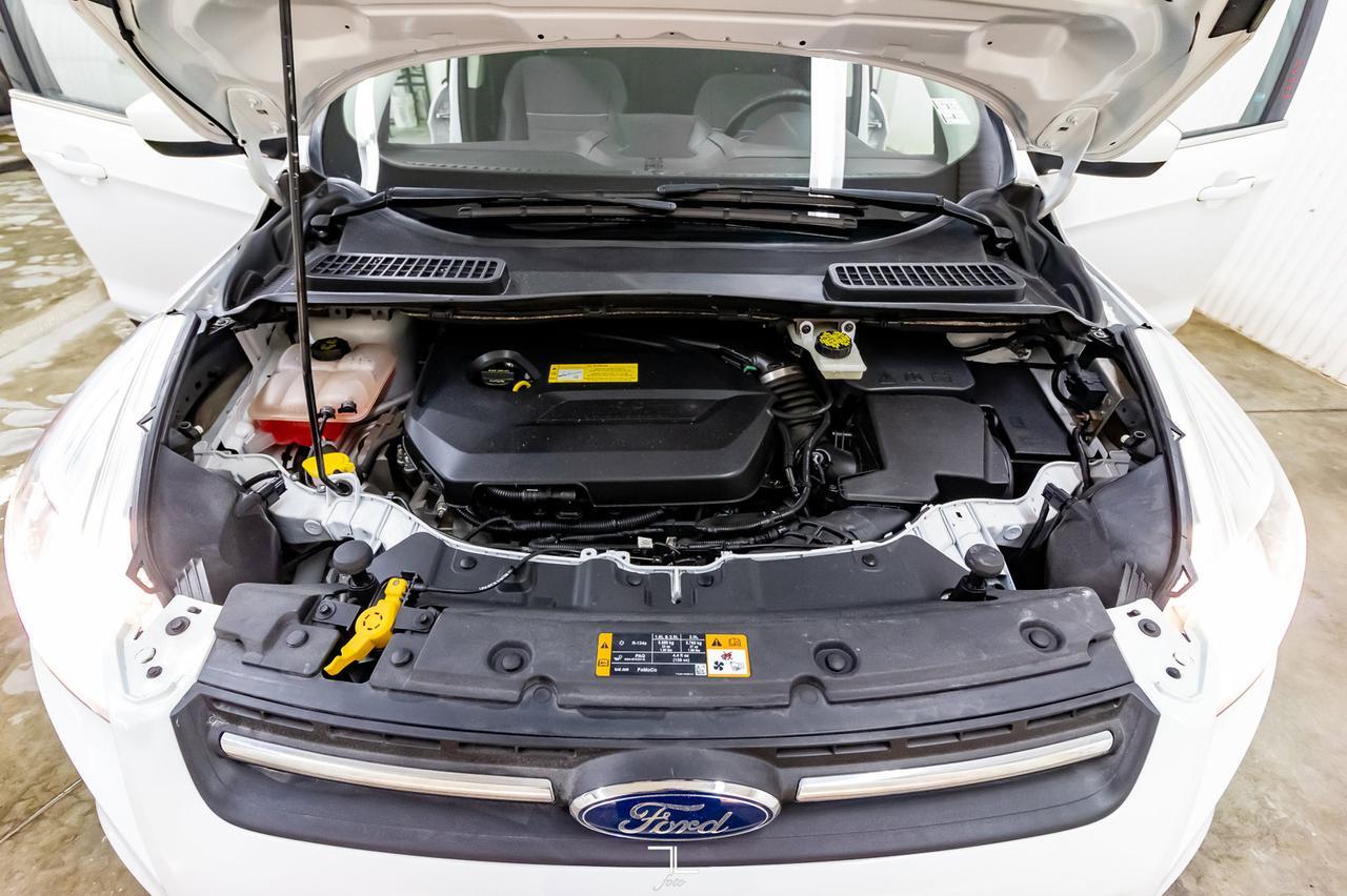 2015 Ford Escape AWD SE BCam Heated Seats Red Deer AB