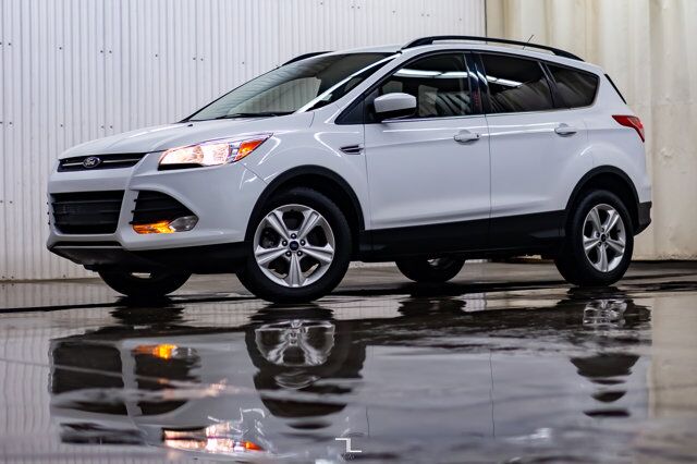 2015 Ford Escape AWD SE BCam Heated Seats Red Deer AB