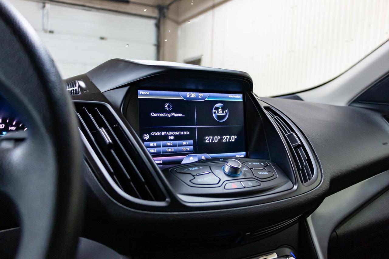 2015 Ford Escape AWD SE BCam Red Deer AB