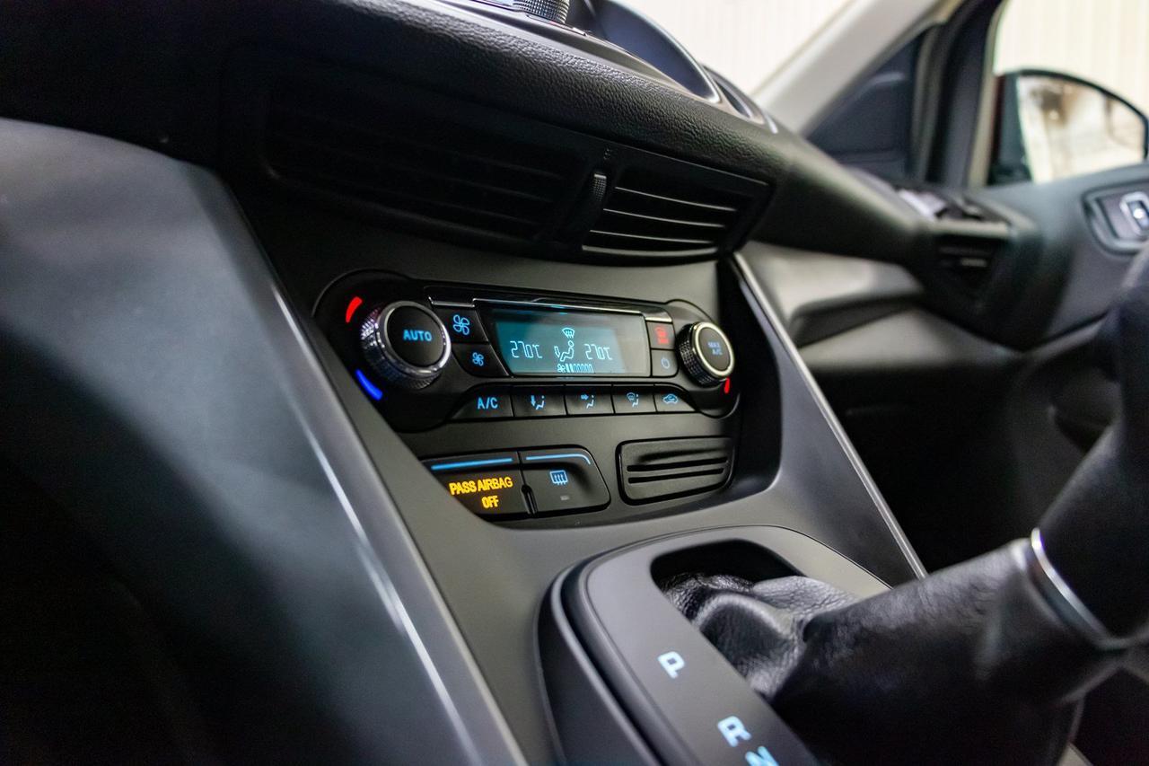 2015 Ford Escape AWD SE BCam Red Deer AB