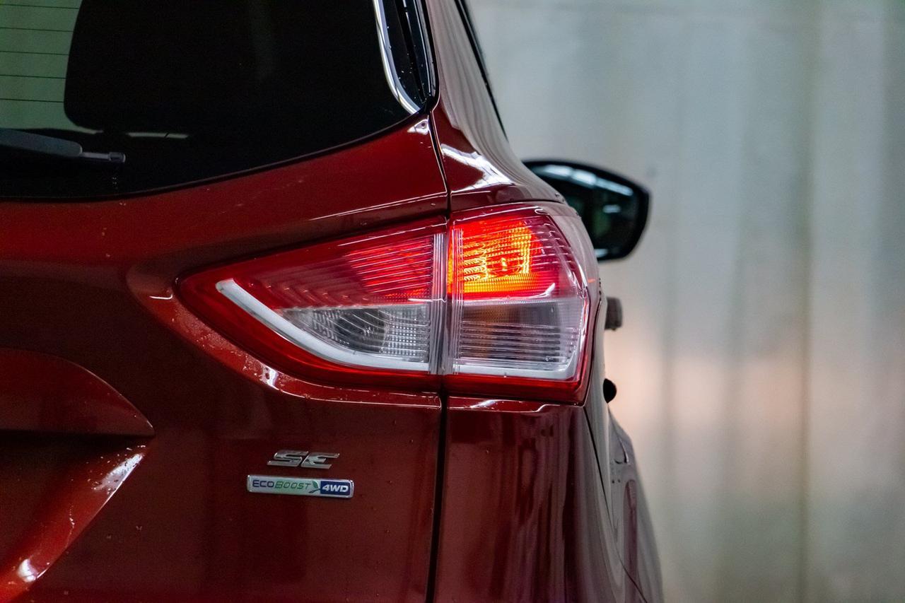2015 Ford Escape AWD SE BCam Red Deer AB