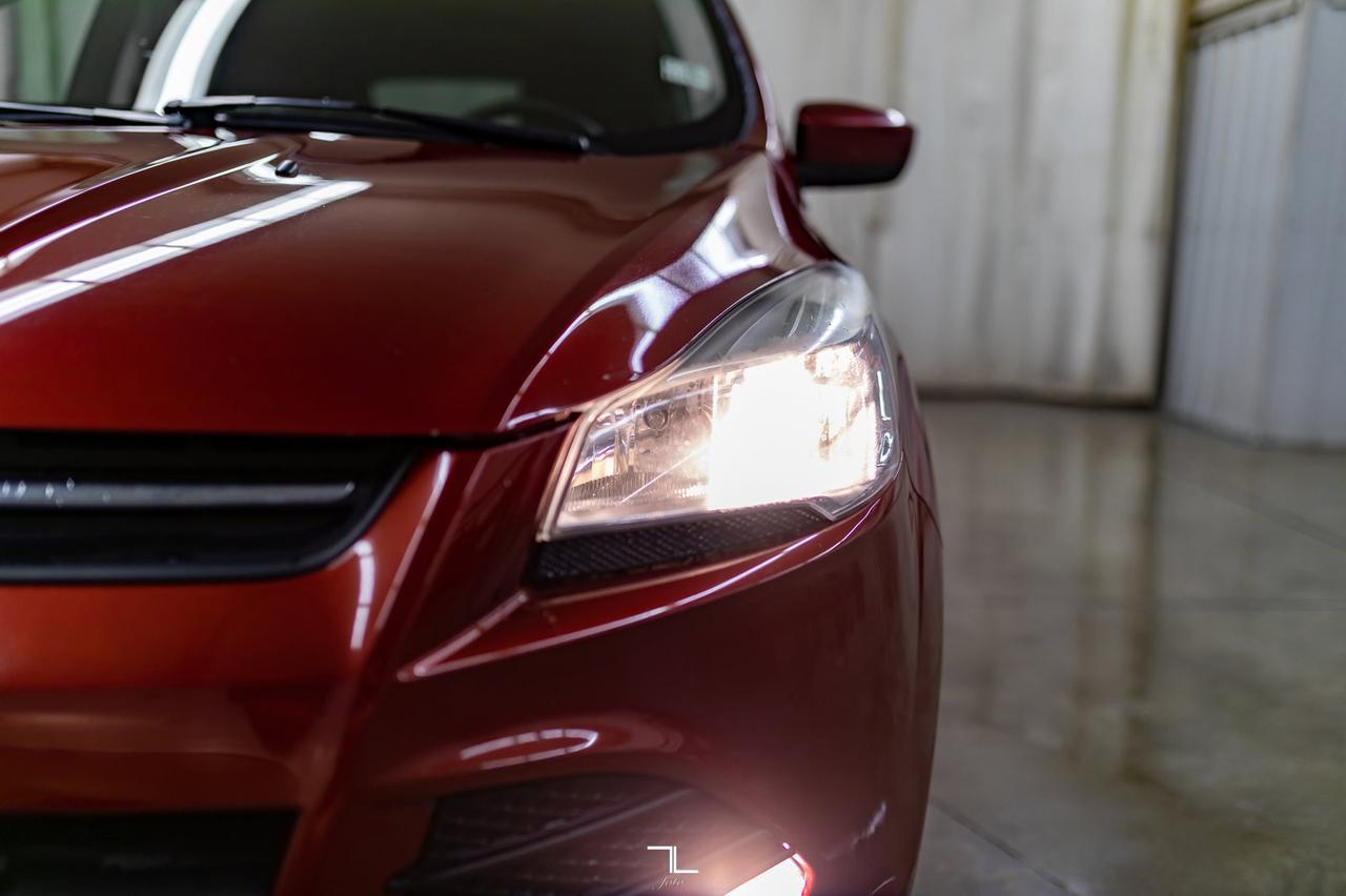 2015 Ford Escape AWD SE BCam Red Deer AB