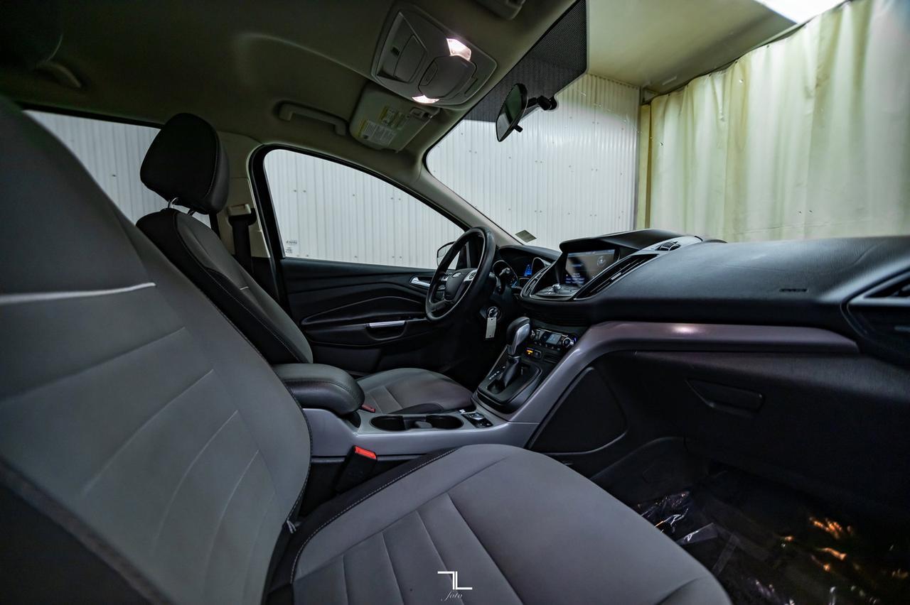 2015 Ford Escape AWD SE BCam Red Deer AB