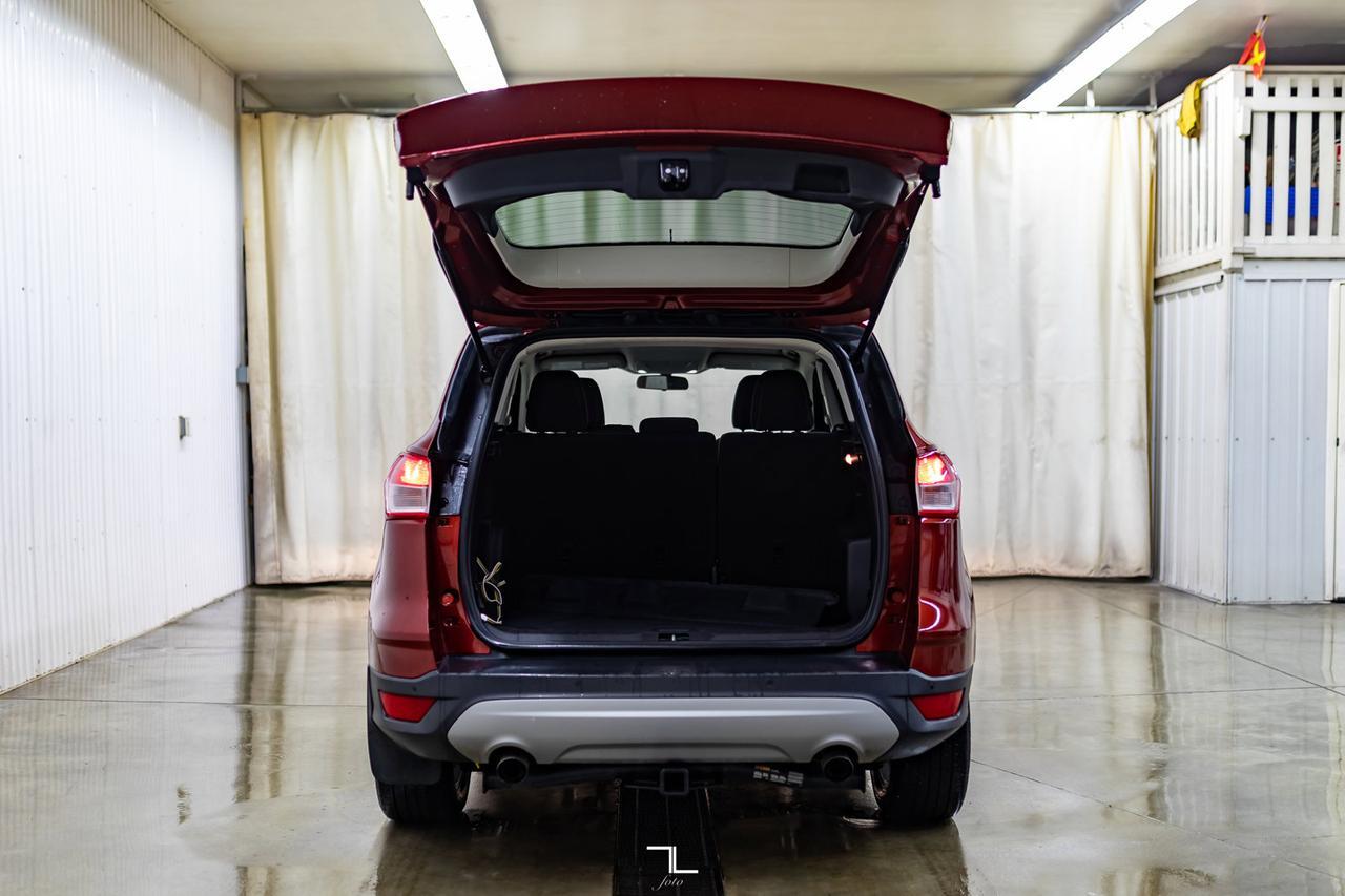 2015 Ford Escape AWD SE BCam Red Deer AB