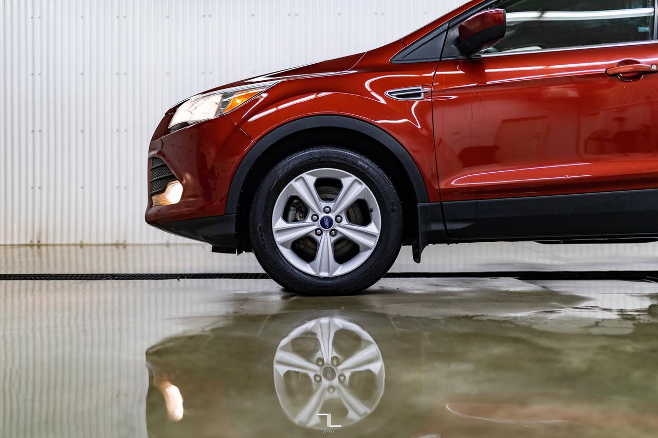 2015 Ford Escape AWD SE BCam Red Deer AB