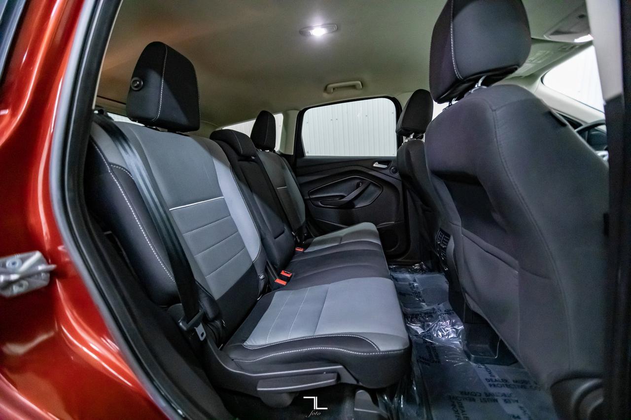 2015 Ford Escape AWD SE BCam Red Deer AB