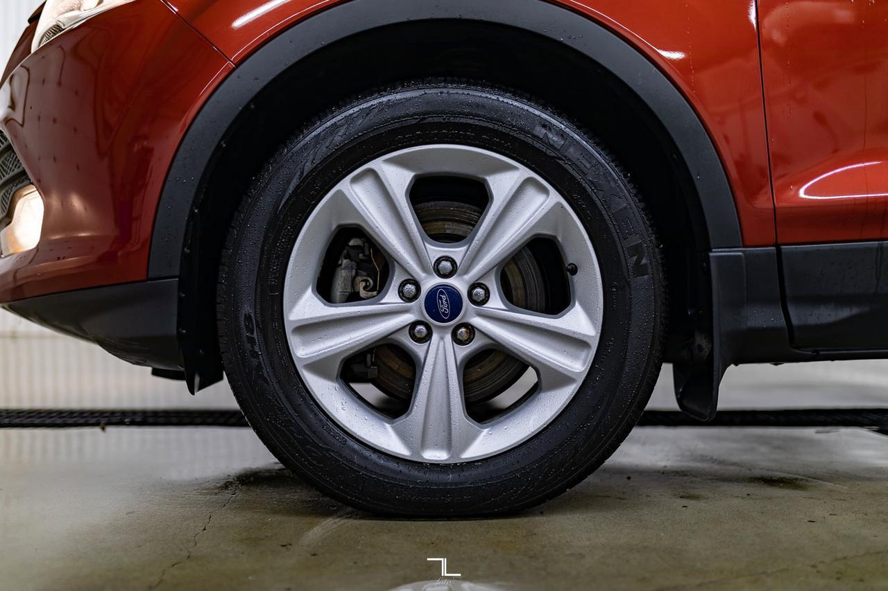 2015 Ford Escape AWD SE BCam Red Deer AB