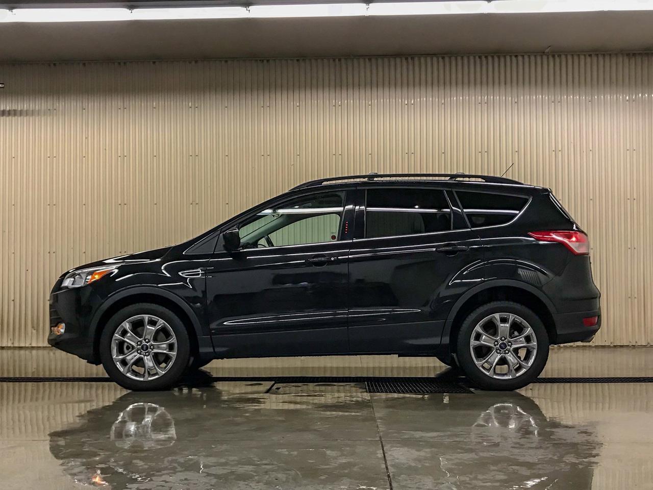 2015 Ford Escape AWD SE BCam Roof Leather Red Deer AB