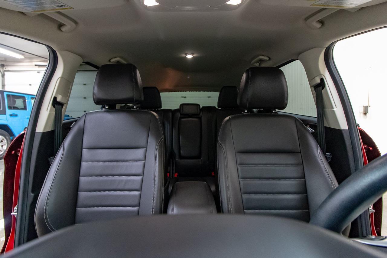 2015 Ford Escape AWD SE Leather Nav BCam Red Deer AB