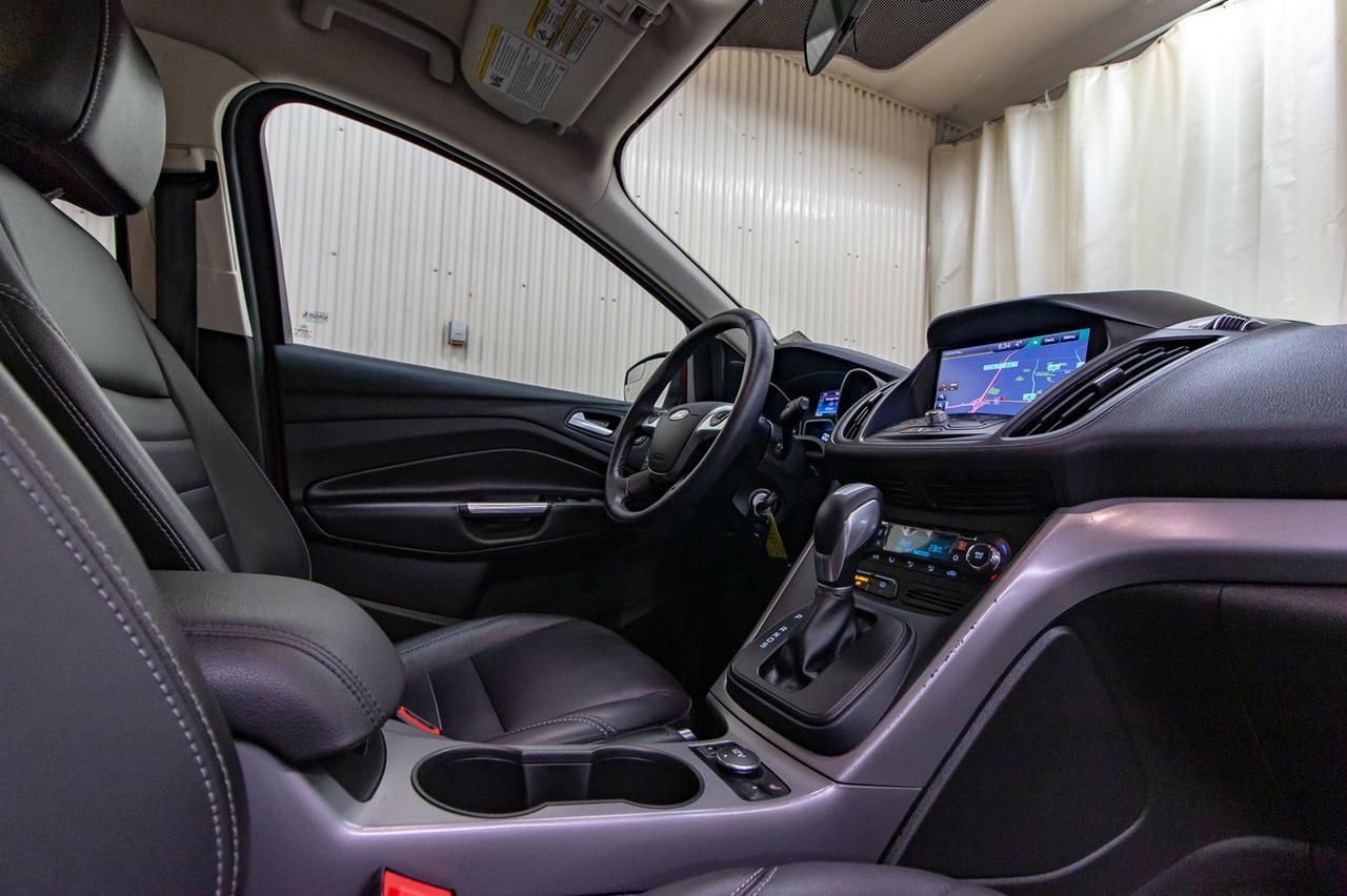 2015 Ford Escape AWD SE Leather Nav BCam Red Deer AB