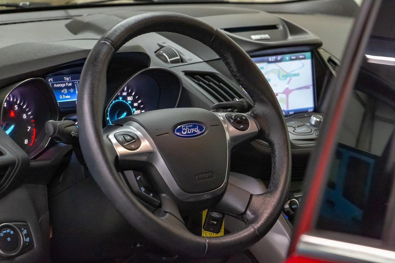 2015 Ford Escape AWD SE Leather Nav BCam Red Deer AB