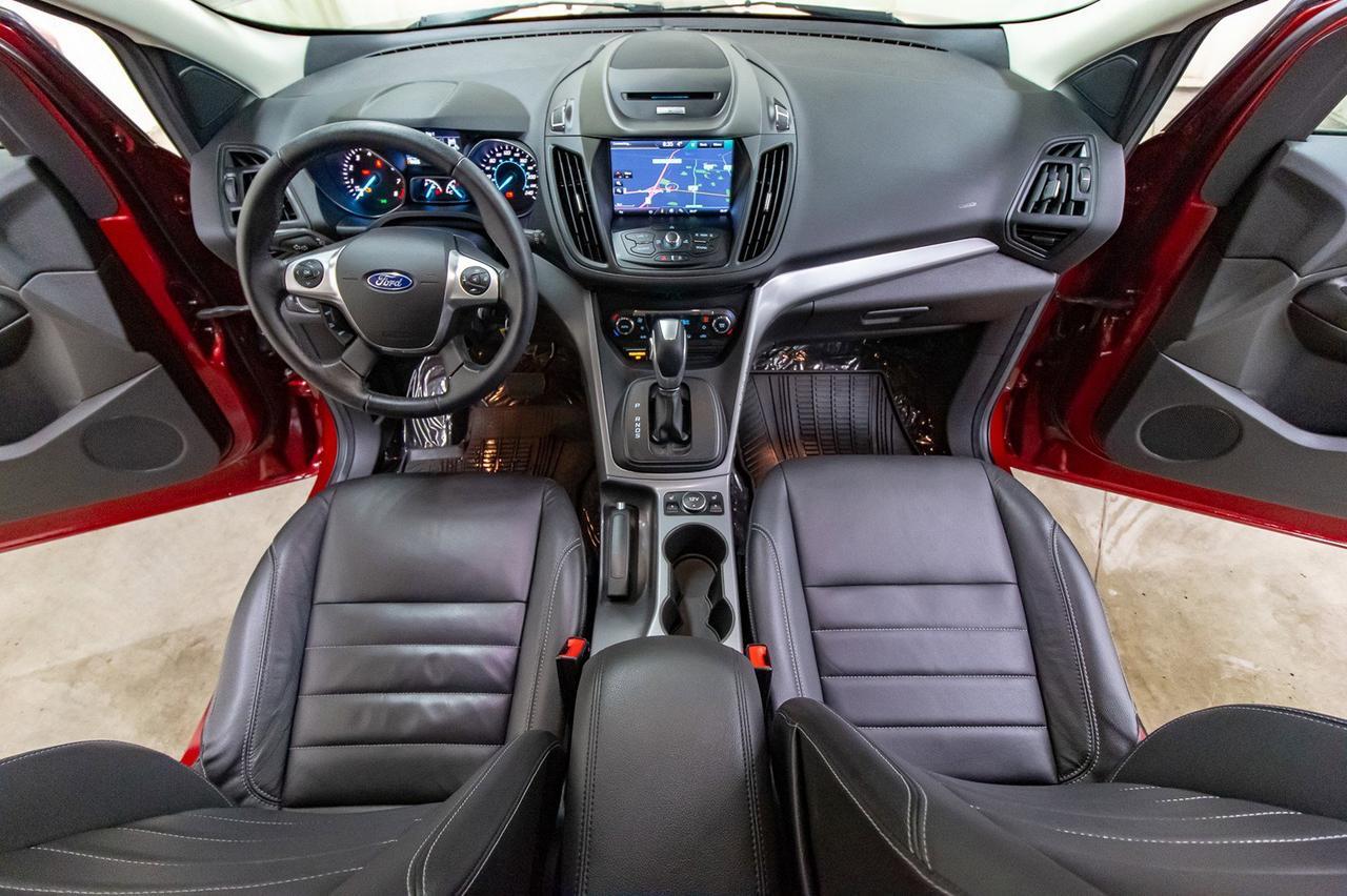 2015 Ford Escape AWD SE Leather Nav BCam Red Deer AB