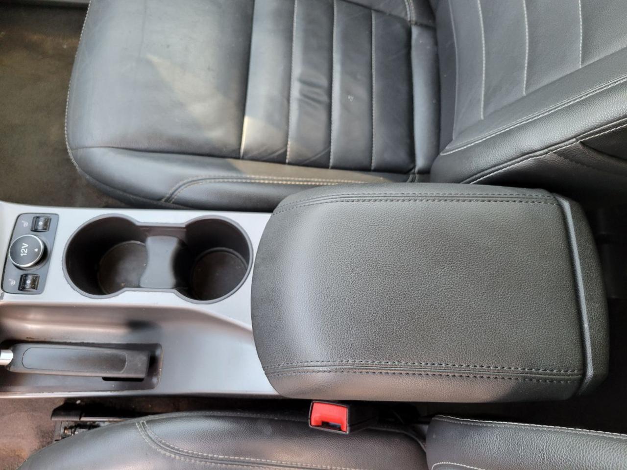 2015 Ford Escape SE Charlton MA