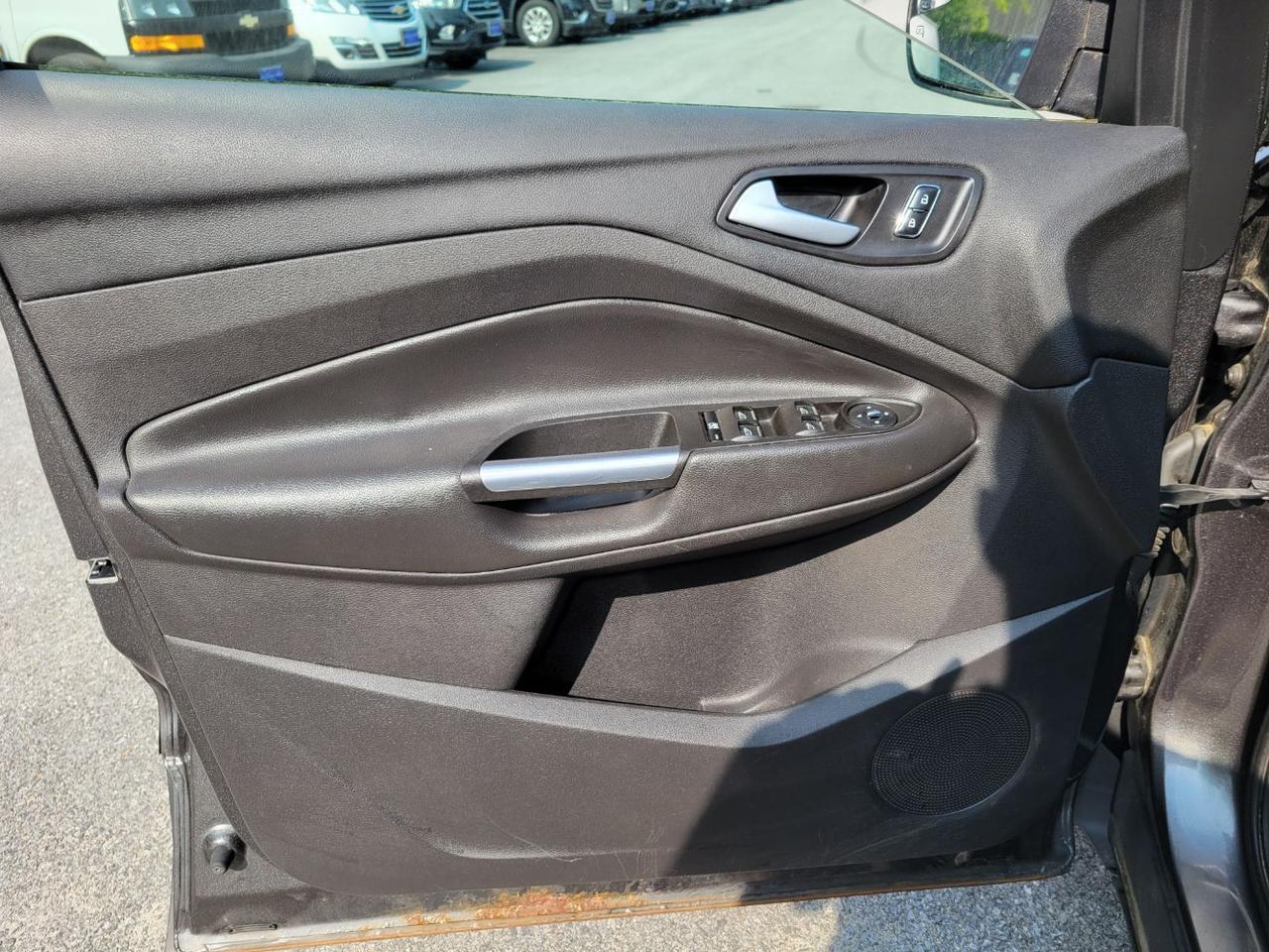 2015 Ford Escape SE Charlton MA