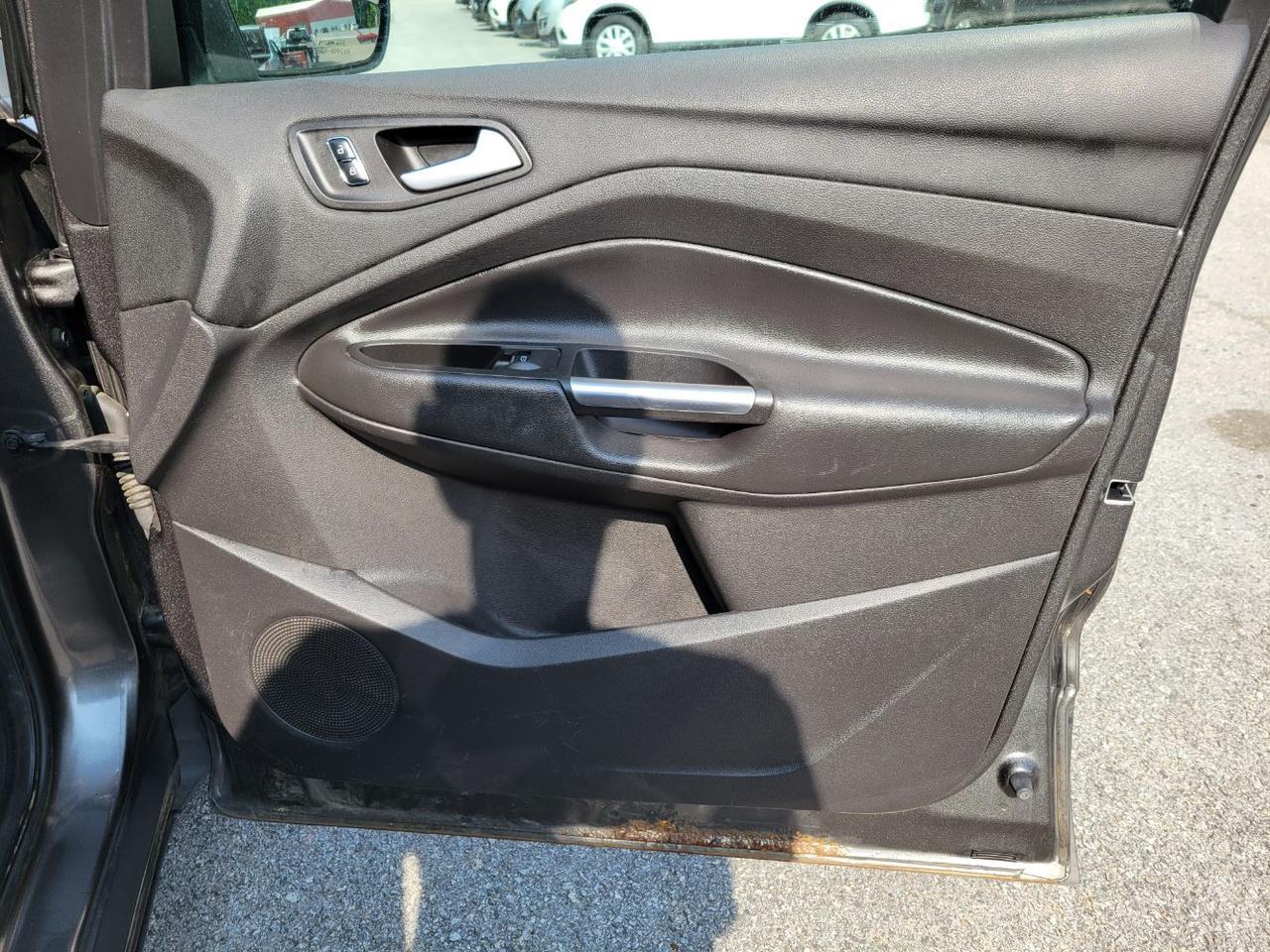 2015 Ford Escape SE Charlton MA