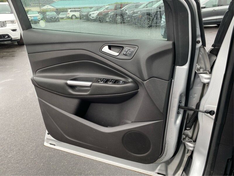 2015 Ford Escape Titanium Bristol  PA