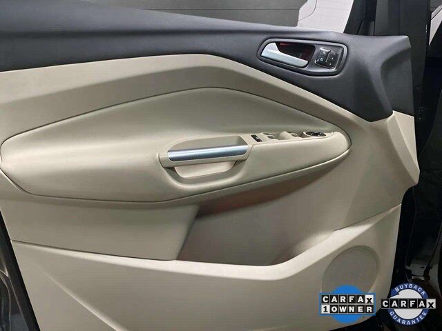 2015 Ford Escape Titanium photo 14