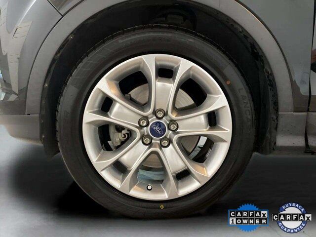 2015 Ford Escape Titanium photo 25
